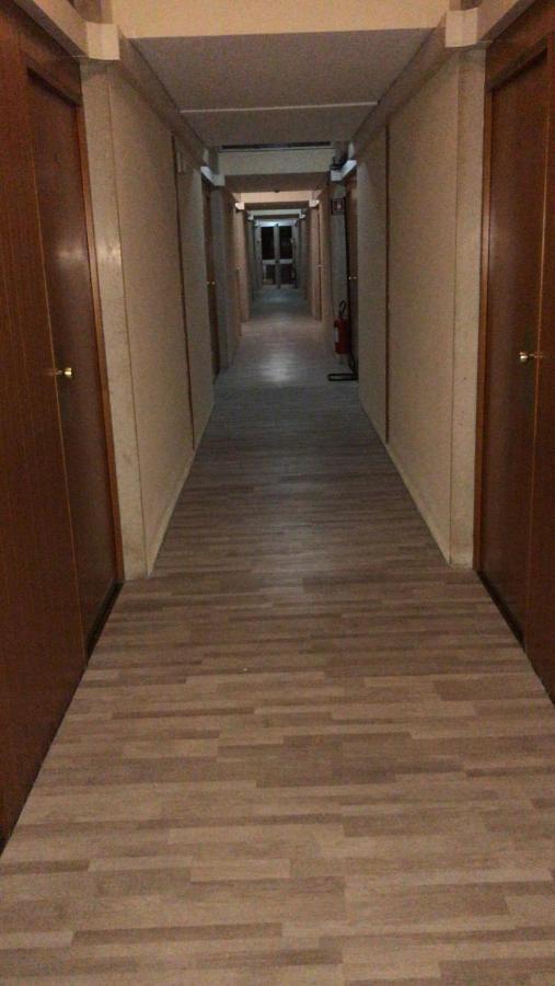 Hotel Select SantʼIlario dʼEnza Buitenkant foto